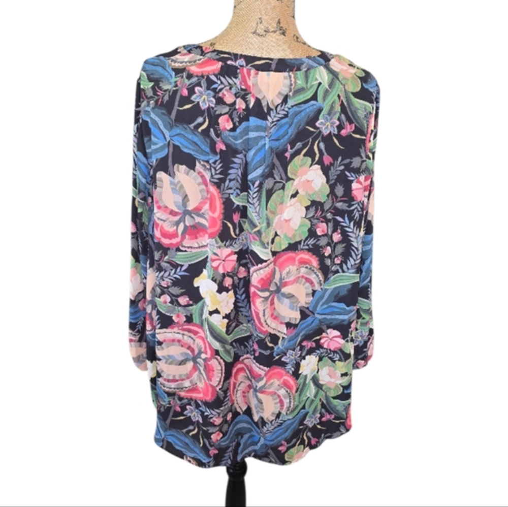 Tahari Floral Print Black Blue Pink Women's Top Plus Size 2X New - Picture 4 of 11